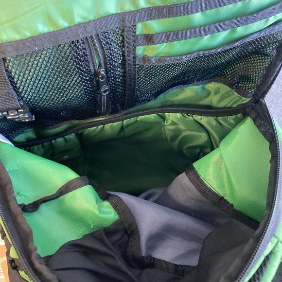 Adidas Load Spring Backpack OS - Picture 8 of 9